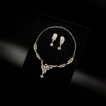 Elegant Diamond Leaf Necklace and Earrings Set for Women